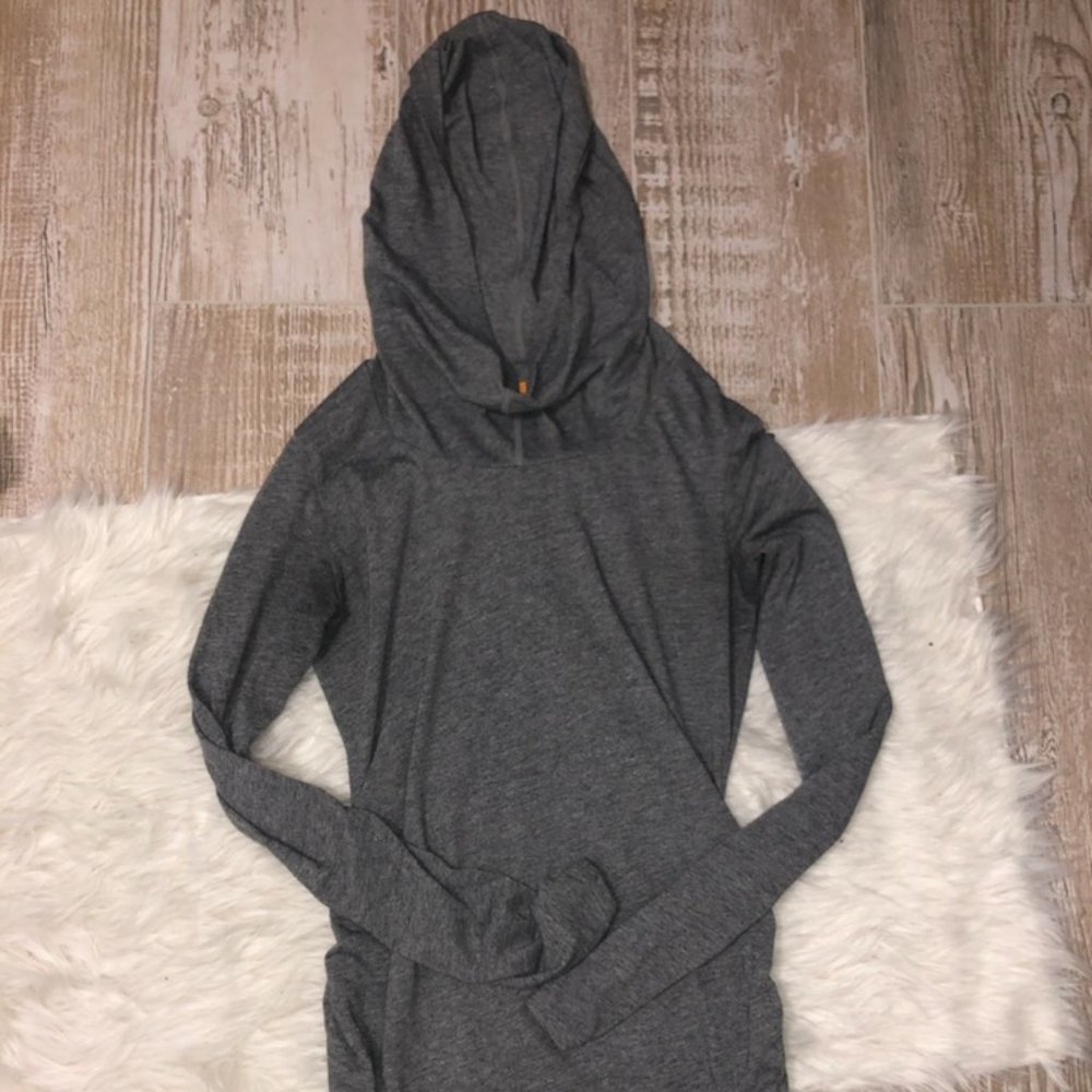 Lucy Activewear Long Sleeve Hoodie